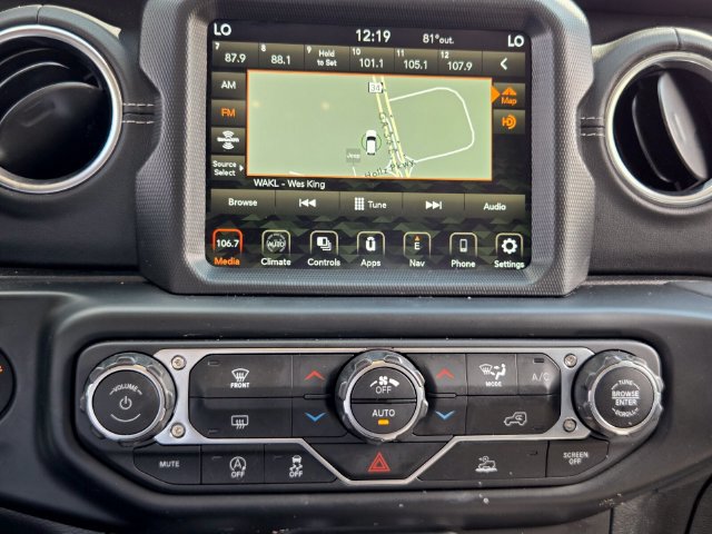 Used 2022 Jeep Gladiator Overland w/ Popular Equipment Package AWD/4WD image 14