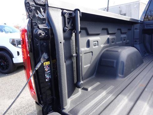 Used 2024 GMC Sierra 1500 Denali w/ Denali Reserve Package image 35