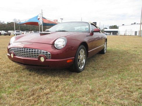 Used 2004 Ford Thunderbird Base image 7