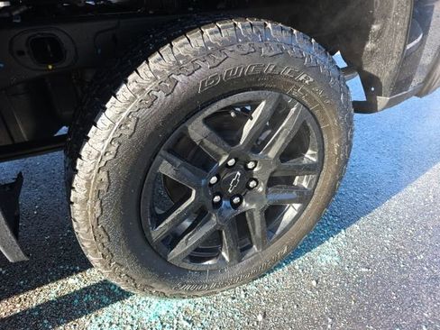 New 2026 Chevrolet Silverado 1500 LT Trail Boss w/ Safety Package image 11