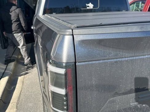 Used 2019 Ford F150 XLT w/ Equipment Group 302A Luxury image 6