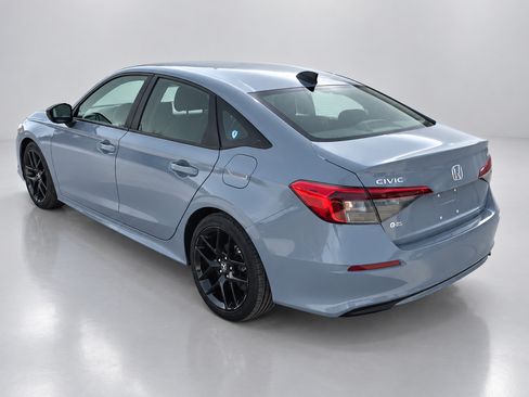 Used 2023 Honda Civic Sport image 7