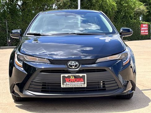 Used 2026 Toyota Corolla LE FWD image 7