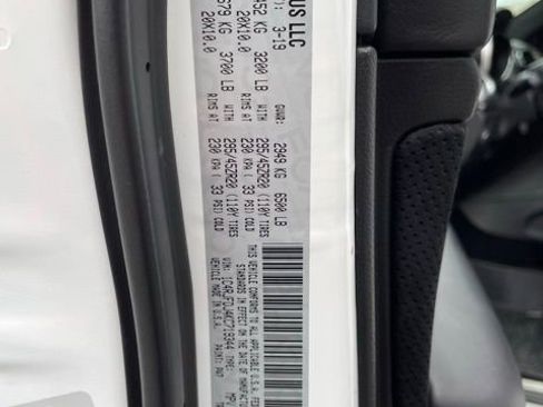 Used 2019 Jeep Grand Cherokee SRT image 20