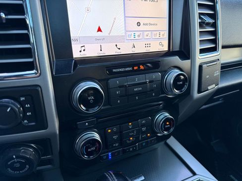 Used 2016 Ford F150 Lariat w/ Equipment Group 502A Luxury AWD/4WD image 41