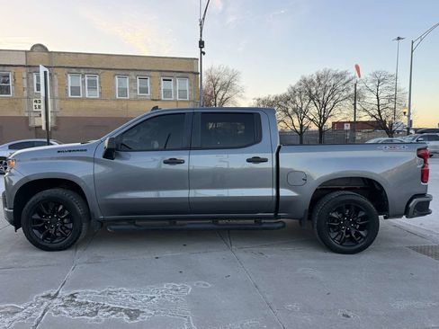 Used 2019 Chevrolet Silverado 1500 Custom w/ Custom Value Package image 8