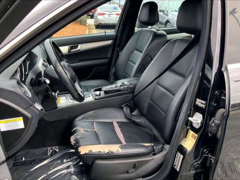 Used 2013 Mercedes-Benz C 250 Sedan image 8