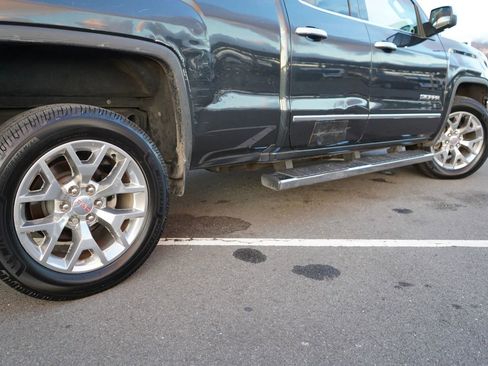 Used 2018 GMC Sierra 1500 SLT w/ SLT Preferred Package image 7