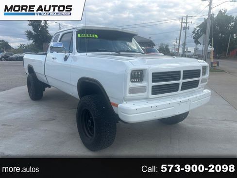 Used 1993 Dodge D/W Truck 250 image 1