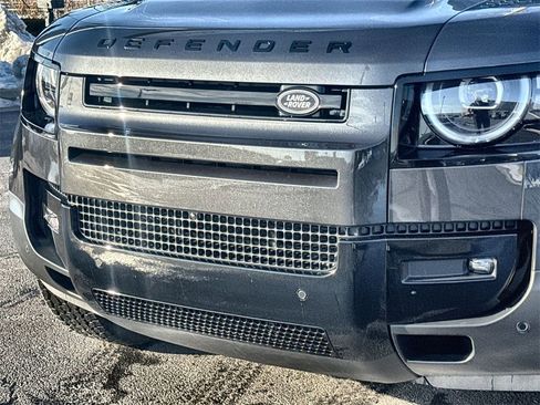 New 2026 Land Rover Defender 110 S image 9