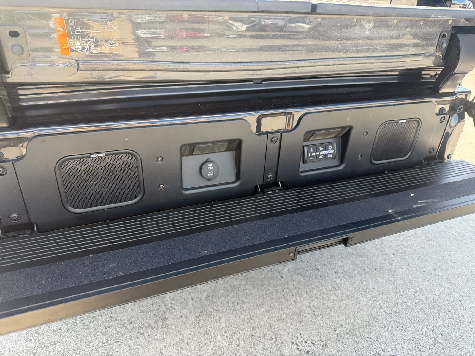 Used 2025 GMC Sierra 1500 Denali Ultimate AWD/4WD image 10