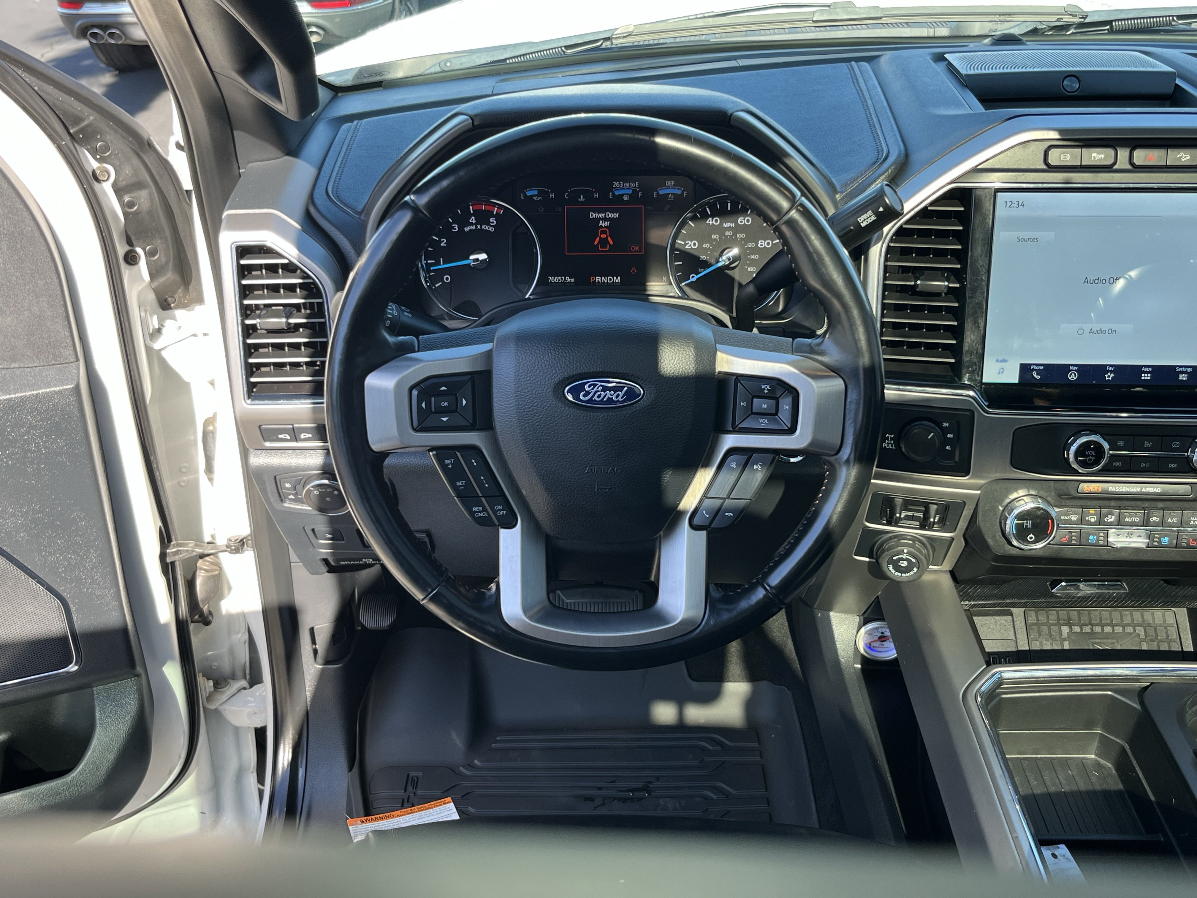 Used 2022 Ford F350 Platinum w/ FX4 Off-Road Package AWD/4WD image 14