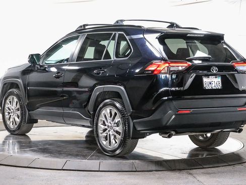 Certified 2021 Toyota RAV4 XLE Premium FWD image 3
