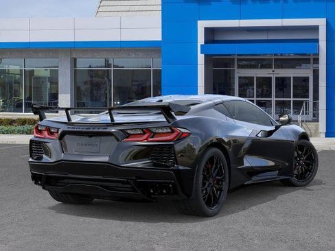 New 2027 Chevrolet Corvette Stingray Coupe w/ 1LT RWD image 4