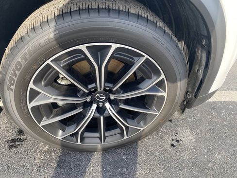 Certified 2025 MAZDA CX-70 Plug-In Hybrid w/ Premium Plus image 32