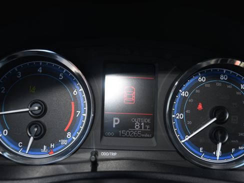 Used 2017 Toyota Corolla LE w/ Carpet Mat Package (TMS) image 13