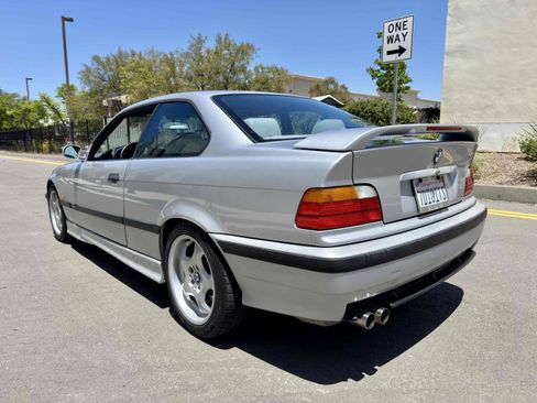 Used 1998 BMW M3 Coupe RWD image 29