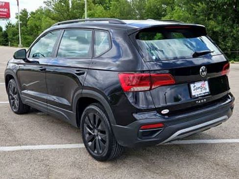 Used 2024 Volkswagen Taos S FWD image 6