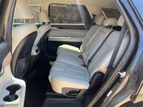 Used 2021 Hyundai Palisade SEL FWD image 17