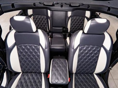 Used 2025 Jeep Gladiator Sport AWD/4WD image 3
