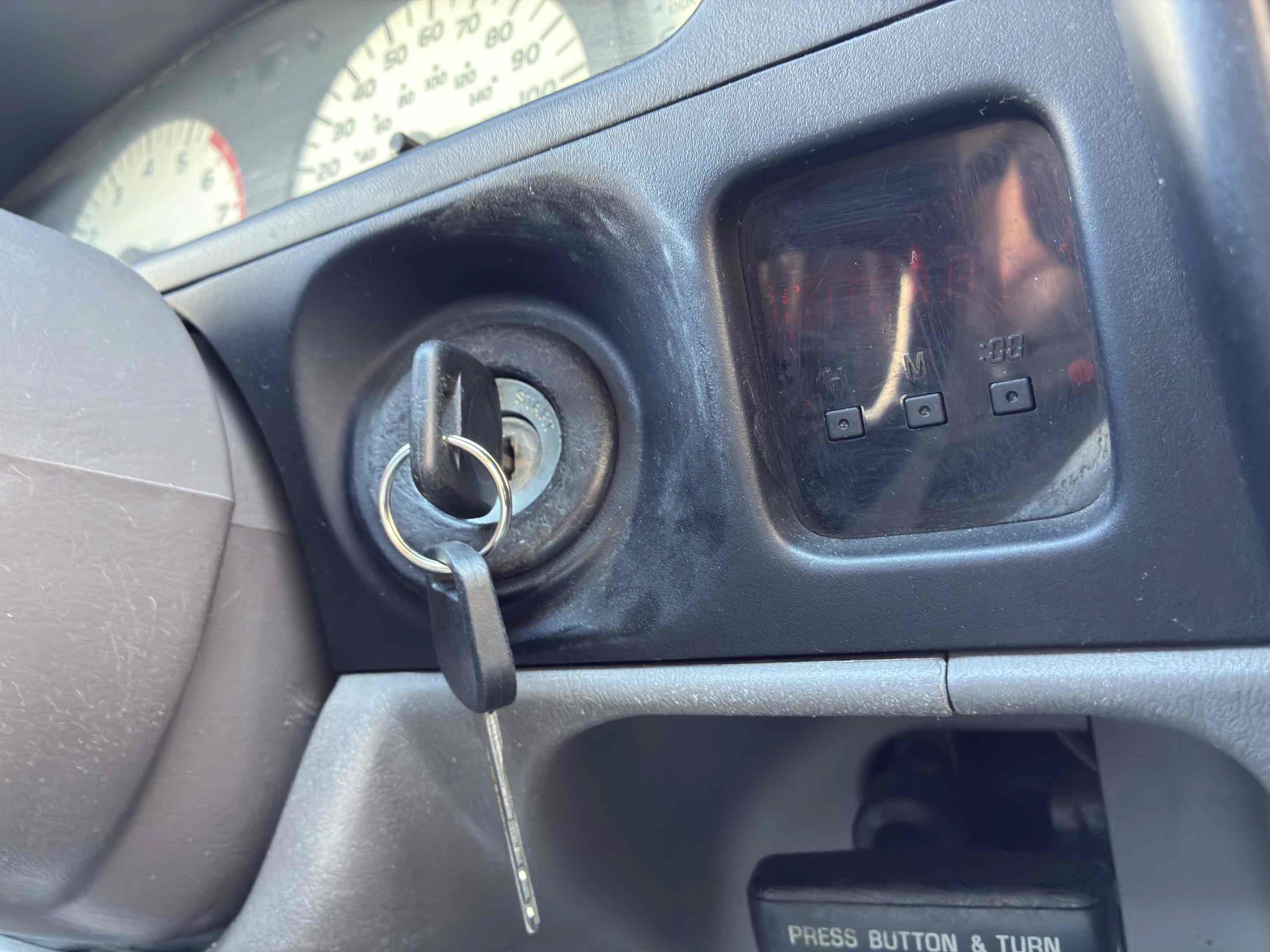 Used 2001 Toyota Tacoma PreRunner RWD image 32