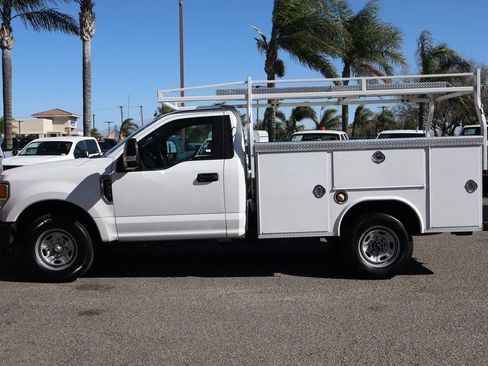 Used 2020 Ford F350 XL w/ Power Equipment Group image 5