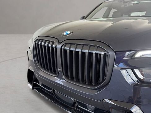 Used 2026 BMW X7 xDrive40i w/ M Sport Package image 4