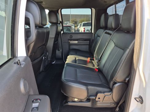 Used 2015 Ford F250 Lariat w/ Lariat Ultimate Package AWD/4WD image 27