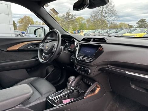 Used 2023 Chevrolet TrailBlazer ACTIV w/ Convenience Package AWD/4WD image 18