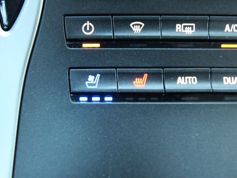 Used 2019 Lincoln Nautilus Reserve w/ Driver Assistance Package AWD/4WD image 26