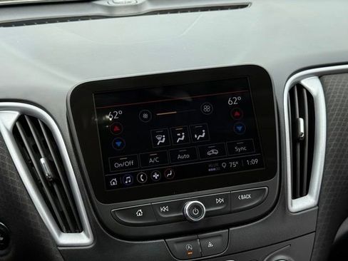 Used 2023 Chevrolet Malibu LT w/ Driver Confidence Package FWD image 24