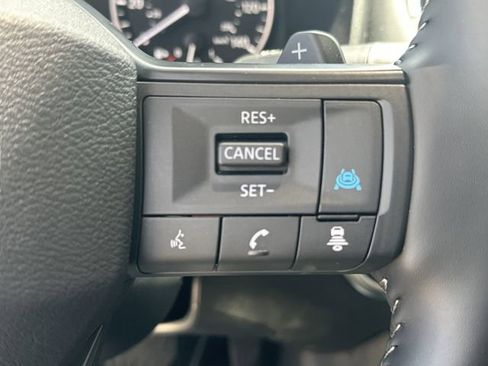 Used 2026 Nissan Rogue SV FWD image 21