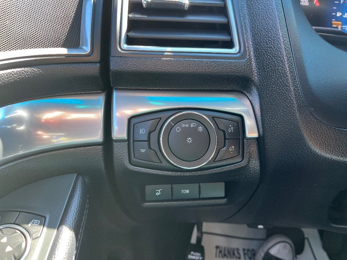 Used 2017 Ford Explorer Sport AWD/4WD image 22