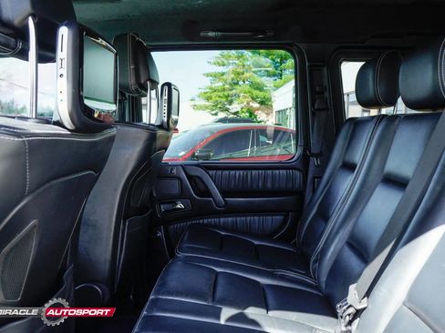 Used 2018 Mercedes-Benz G 63 AMG 4MATIC w/ Night Package image 27