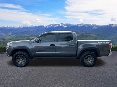 Used 2023 Toyota Tacoma TRD Off-Road AWD/4WD image 2