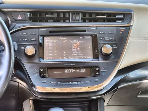 Used 2017 Toyota Avalon Touring image 18