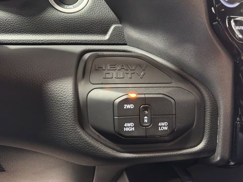 Used 2025 RAM 2500 Laramie image 36