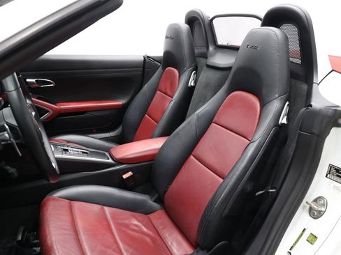 Used 2017 Porsche 718 Boxster S image 3