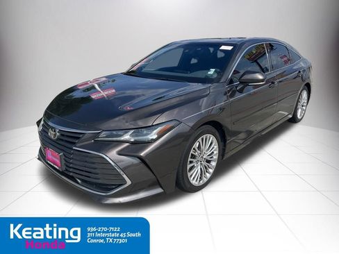 Used 2020 Toyota Avalon Limited FWD image 10