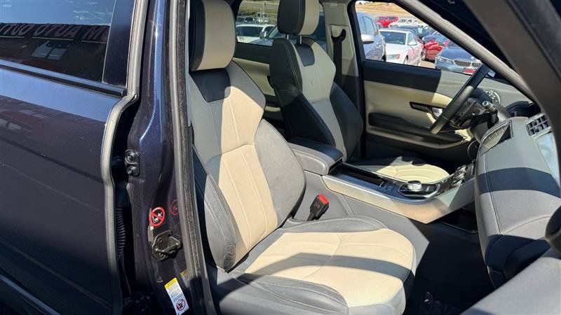 Used 2016 Land Rover Range Rover Evoque SE AWD/4WD image 11
