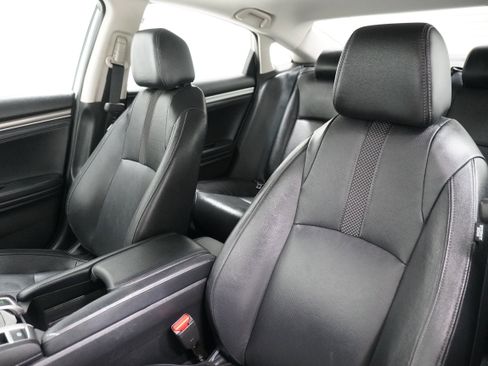 Used 2019 Honda Civic EX-L image 10