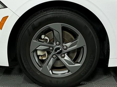 Used 2024 Kia K5 LXS FWD image 12