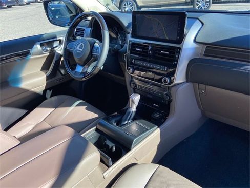 Certified 2023 Lexus GX 460 Premium image 28