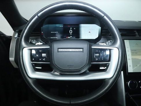 Used 2023 Land Rover Range Rover Long Wheelbase SE AWD/4WD image 19