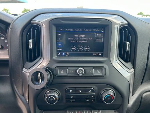 Used 2021 Chevrolet Silverado 2500 W/T w/ WT Convenience Package RWD image 17
