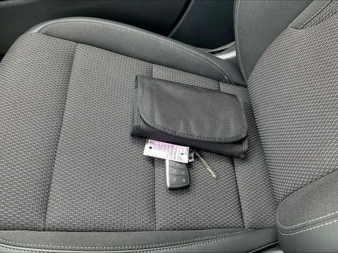 Used 2023 Buick Envision Preferred w/ Sport Touring Package image 10