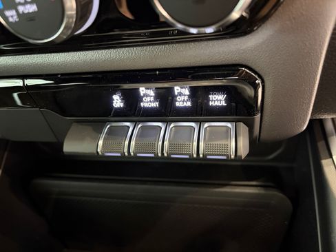 New 2026 RAM 1500 Express AWD/4WD image 31