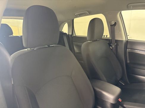 Used 2015 Mitsubishi Outlander Sport ES image 25