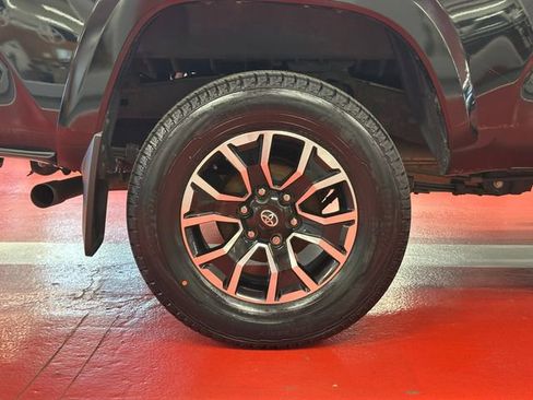 Certified 2023 Toyota Tacoma TRD Sport image 27