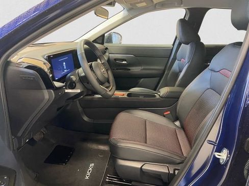 New 2026 Nissan Kicks SR w/ Cold Weather Package image 9